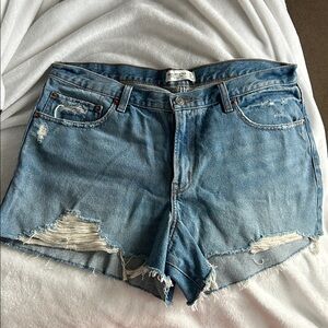 Abercrombie Boyfriend Short Midrise